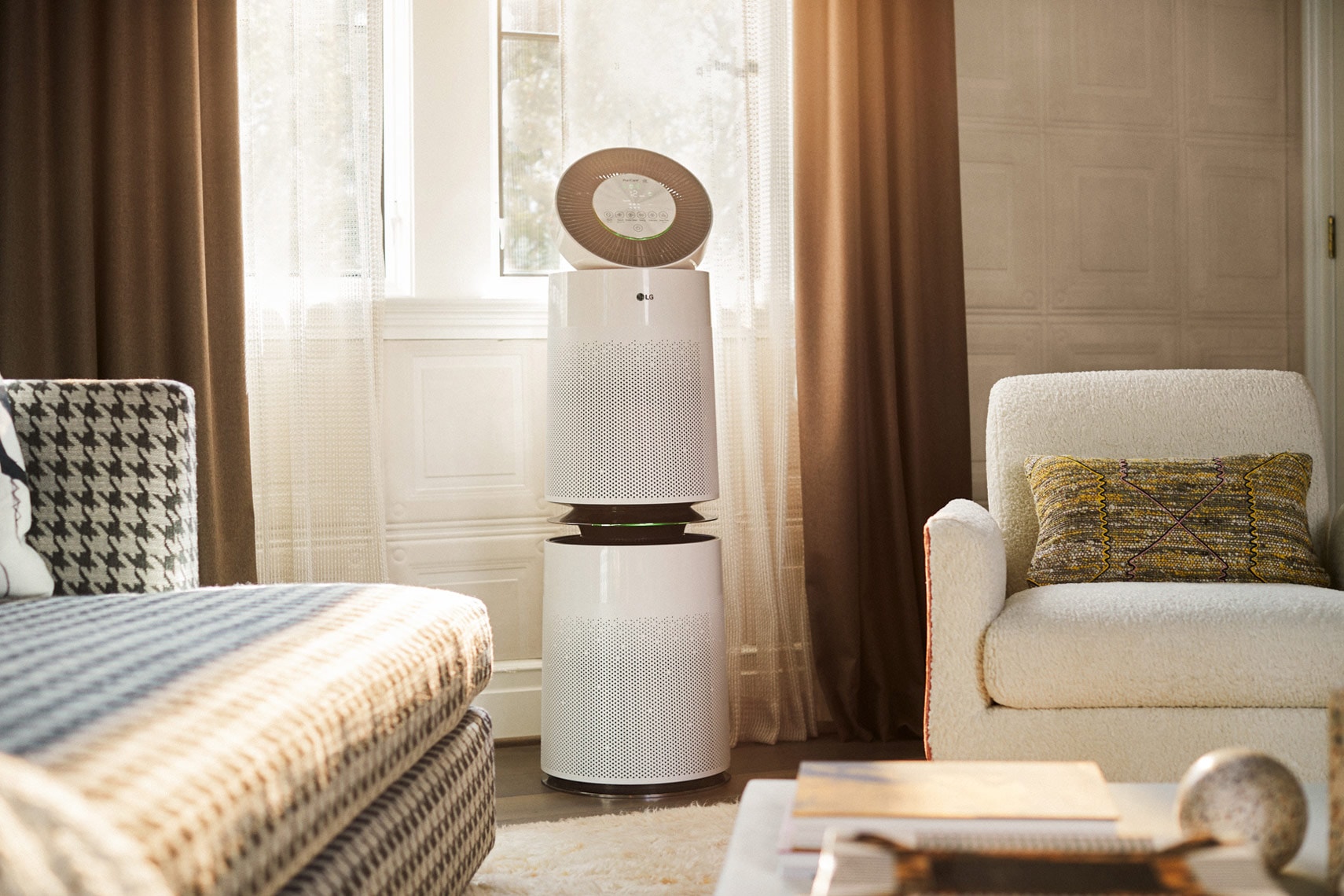 LG Home — photography by Roberto Chamorro, image 2