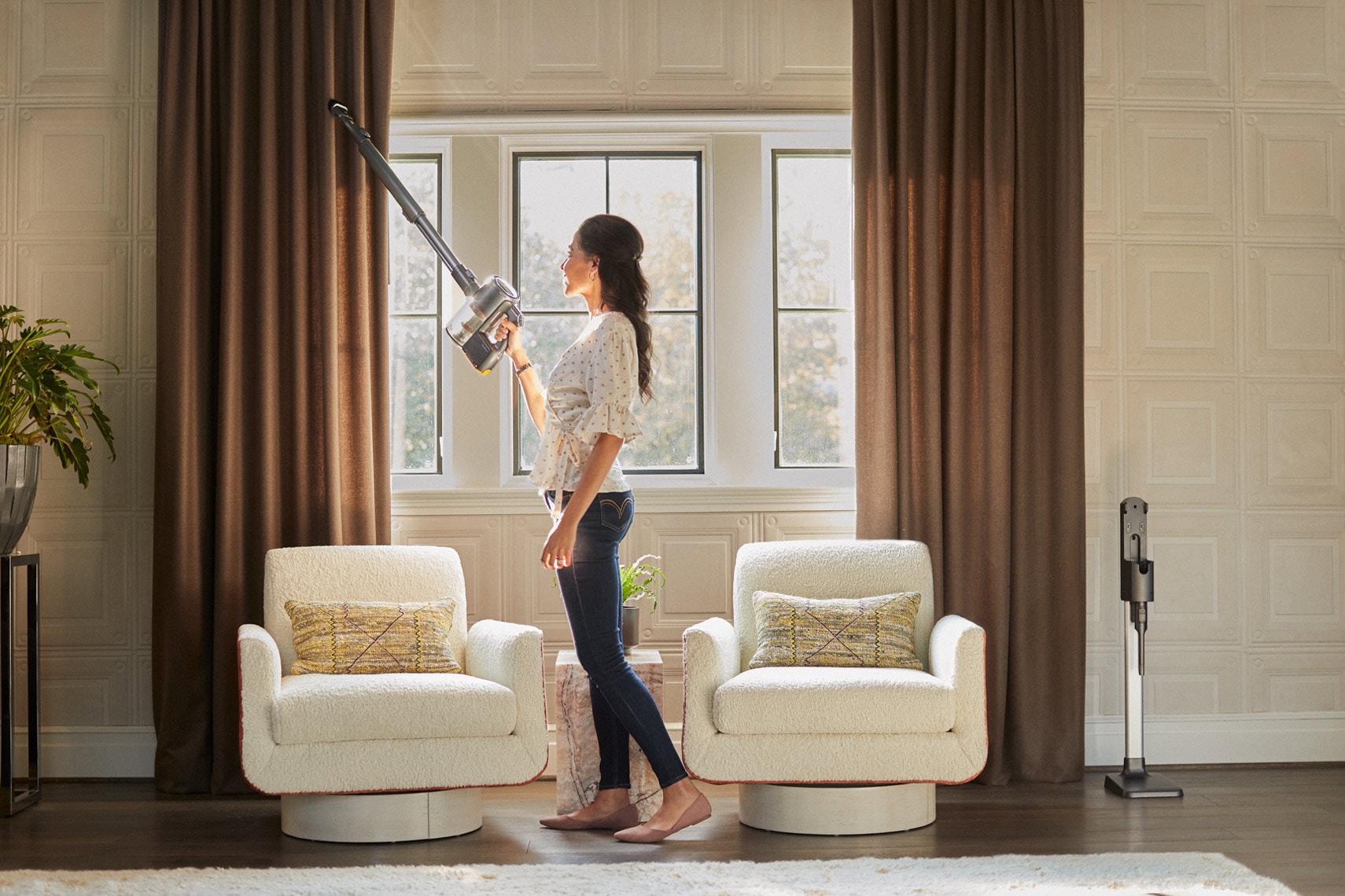 LG Home — photography by Roberto Chamorro, image 4