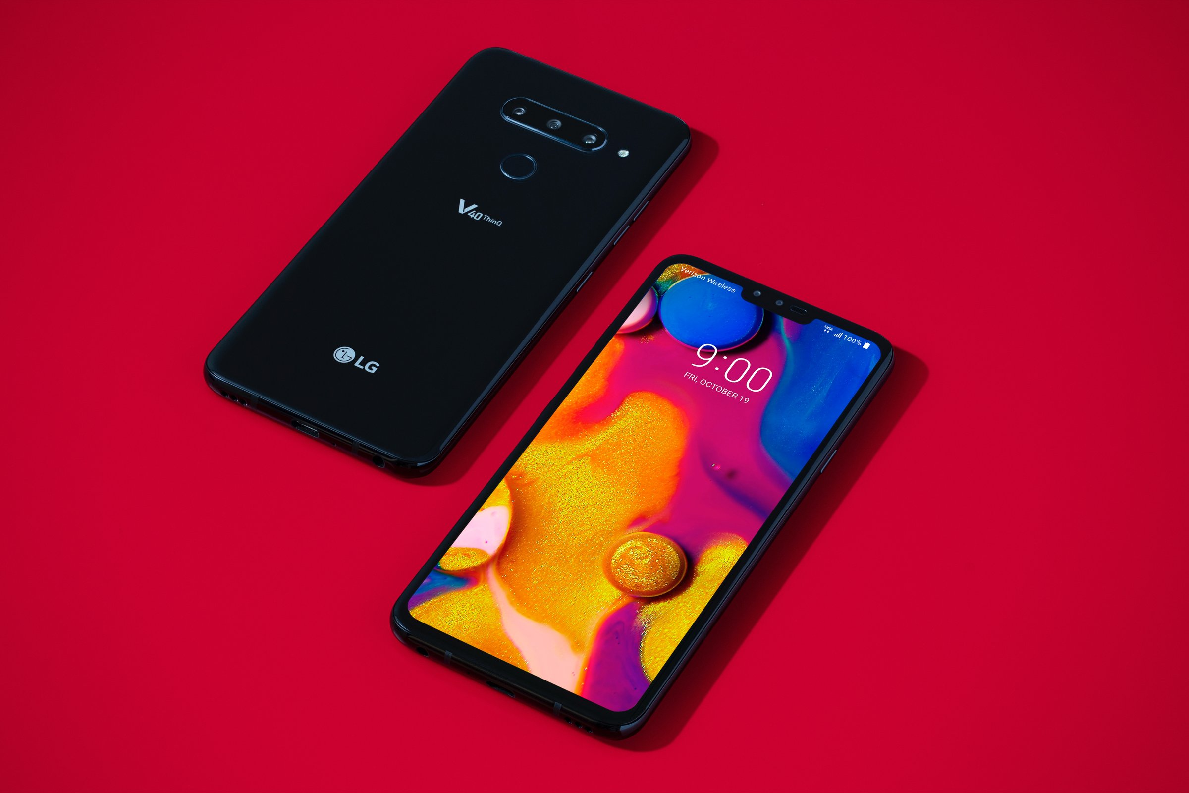 LG Mobile — photography by Roberto Chamorro, image 2