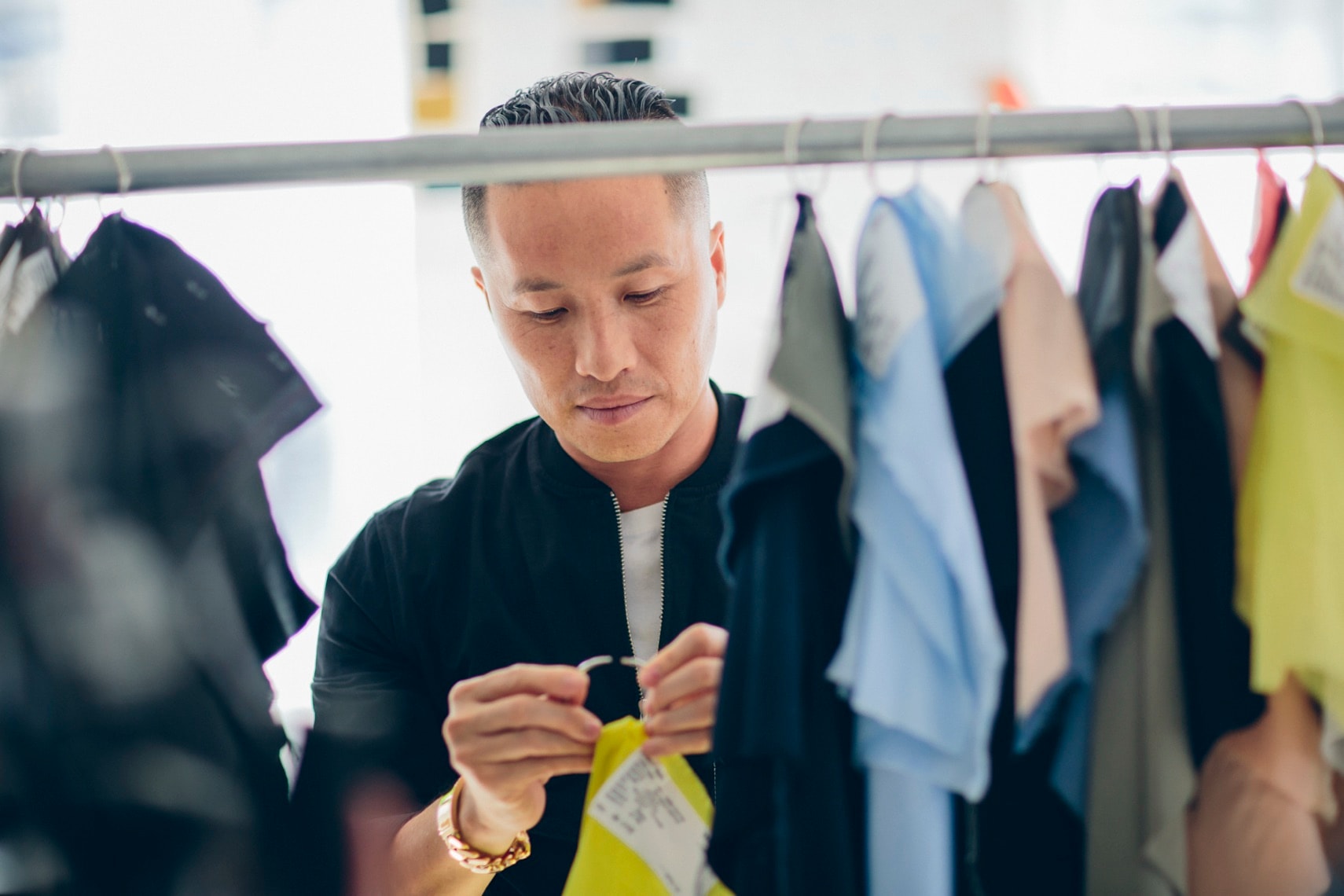 LG × Philip Lim — photography by Roberto Chamorro, image 12