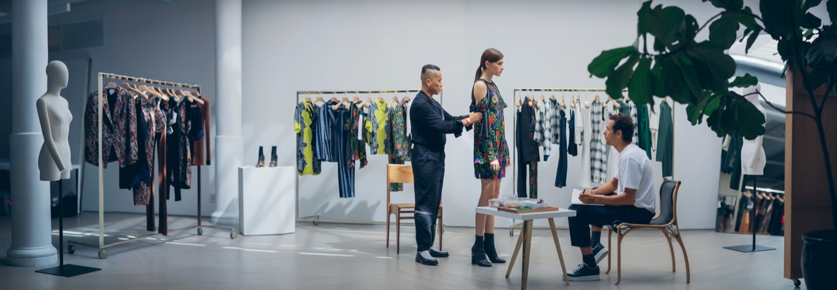 LG × Philip Lim — photography by Roberto Chamorro, image 17